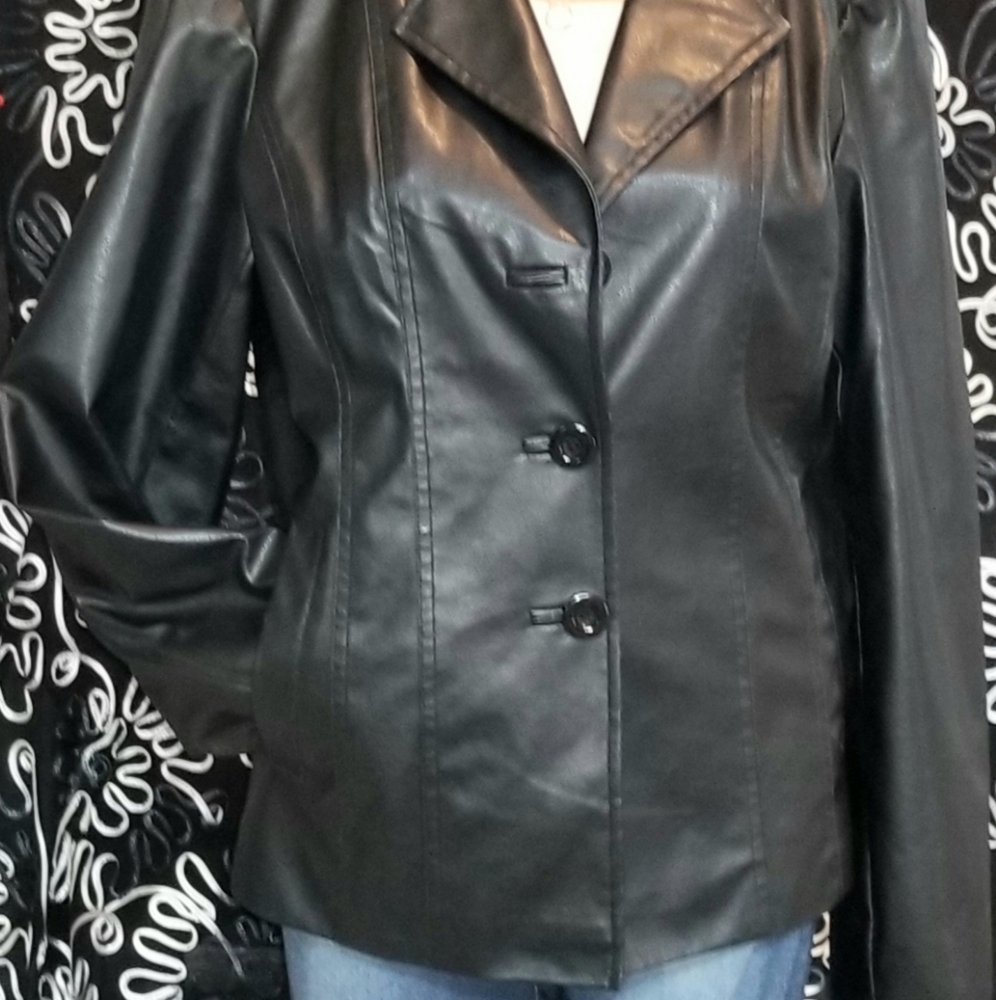 🍂 Women's Faux Leather Coat 🍂